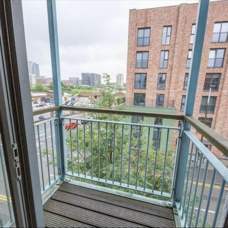 Novanest Salford Apartment Manchester Dış mekan fotoğraf