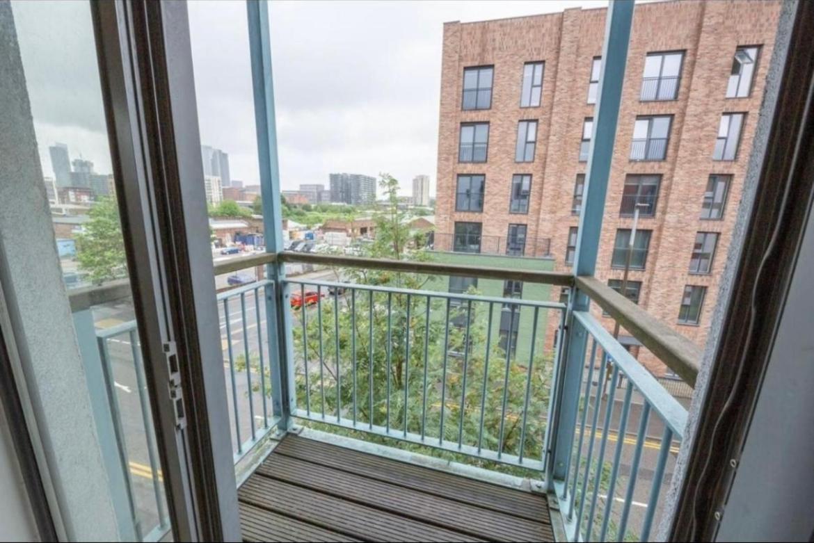 Novanest Salford Apartment Manchester Dış mekan fotoğraf
